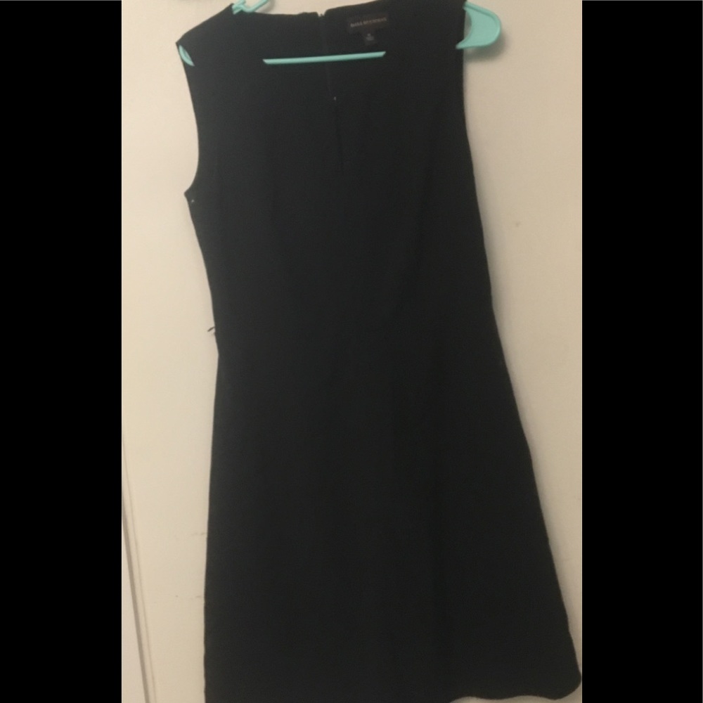 Dana Buchman black sleeveless dress 12 keyhole